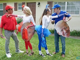 Adolescente neighbors intercambiar & joder papá a vote rojo & azul