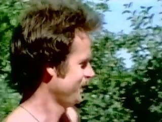 צעיר רופאים ב תְשׁוּקָה 1982, חופשי חופשי באינטרנט צעיר x מדורג סרט וידאו