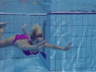 Elena proklova underwater blondin baben, högupplöst vuxen film b4