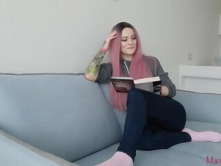 Fucked sweetheart in tight jeans and cumshot for pussy